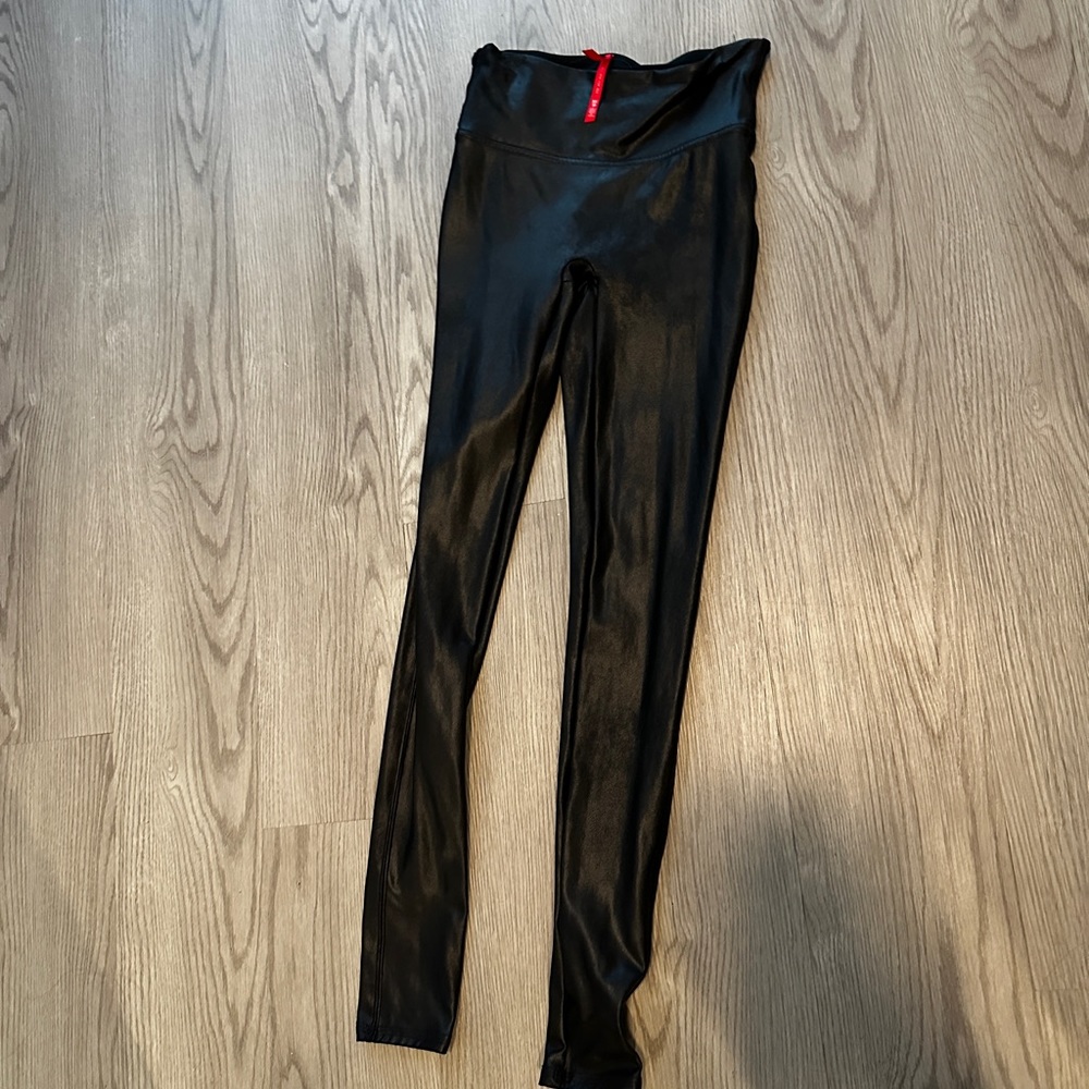 Spanx basic faux leather leggings
